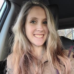 Meet your Posher, Katie